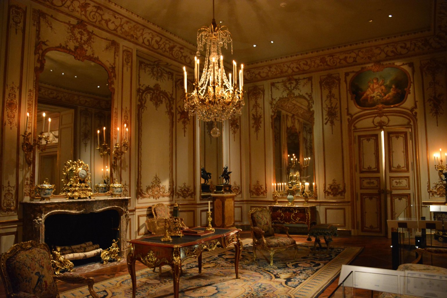 Royalcore antique room interior furniture design