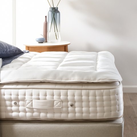 Luxury Vispring Heaven Mattress Topper