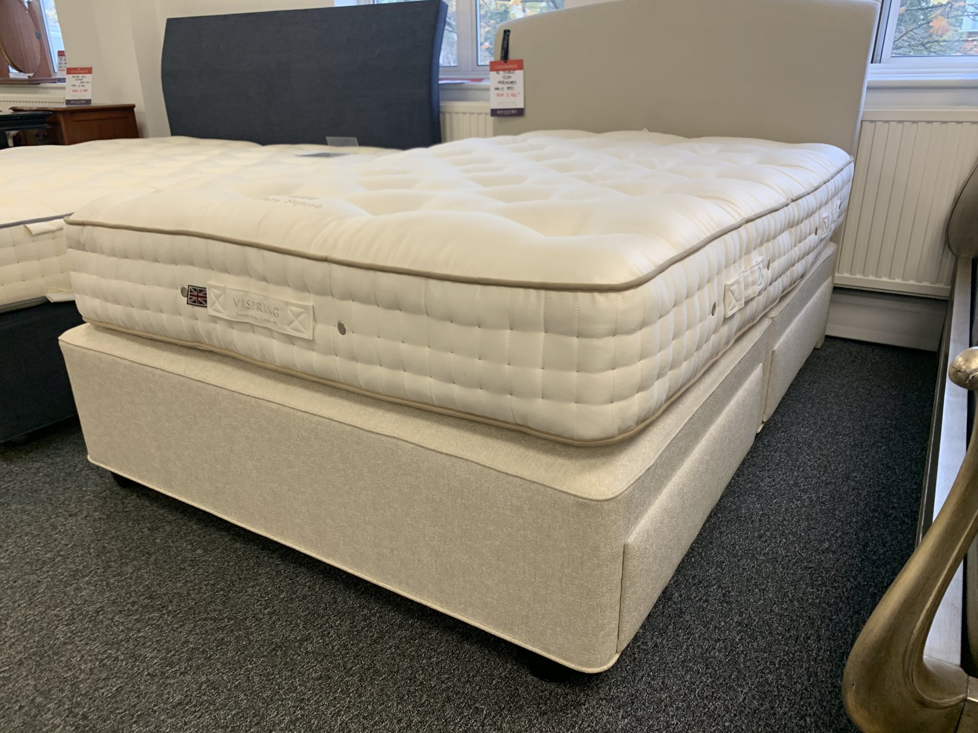 Vispring Tiara Superb Mattress & Drawer Divan set Double ExDisplay