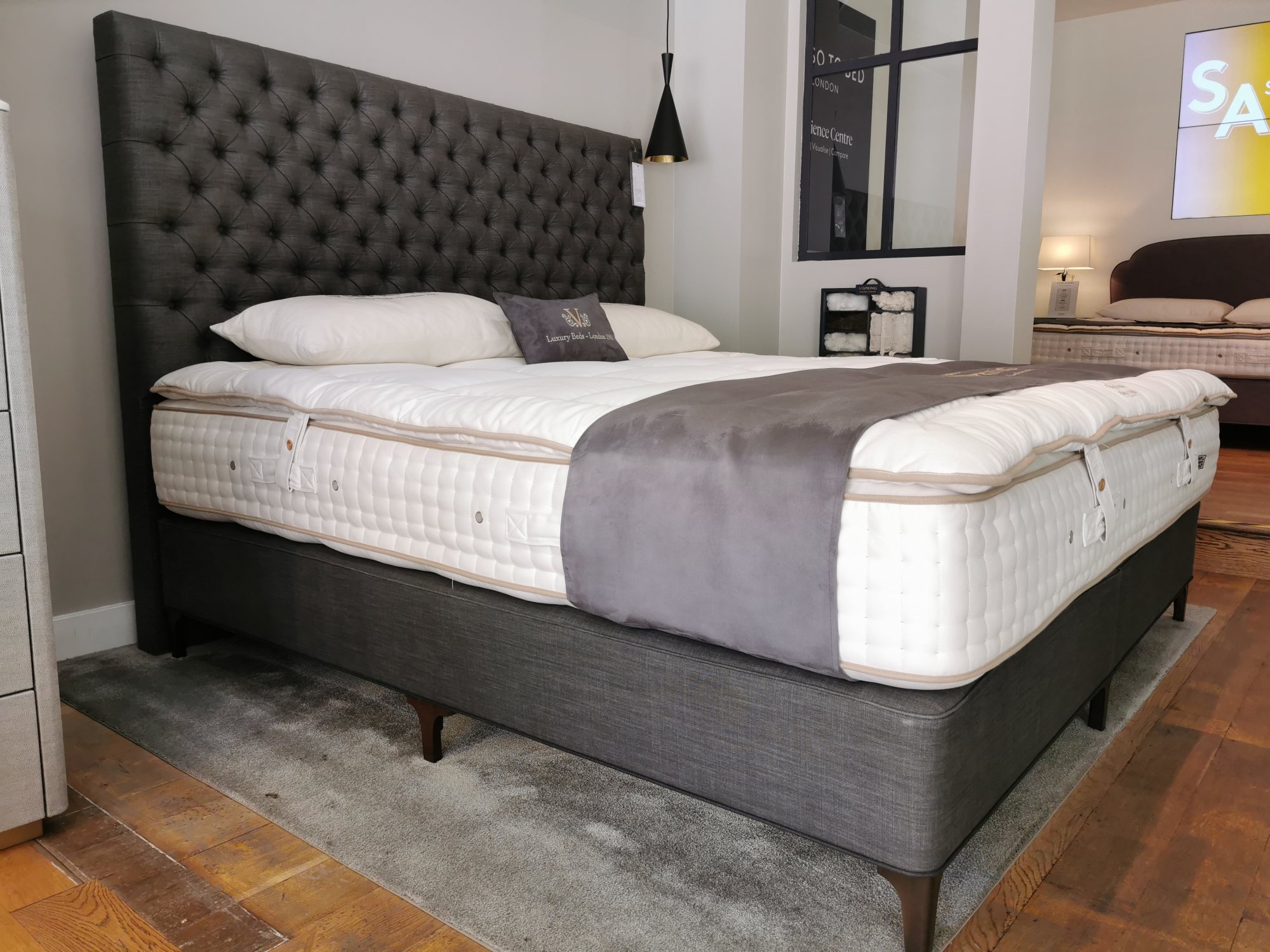 Vispring Opulence Large Emperor Divan Set Ex display Mattress and