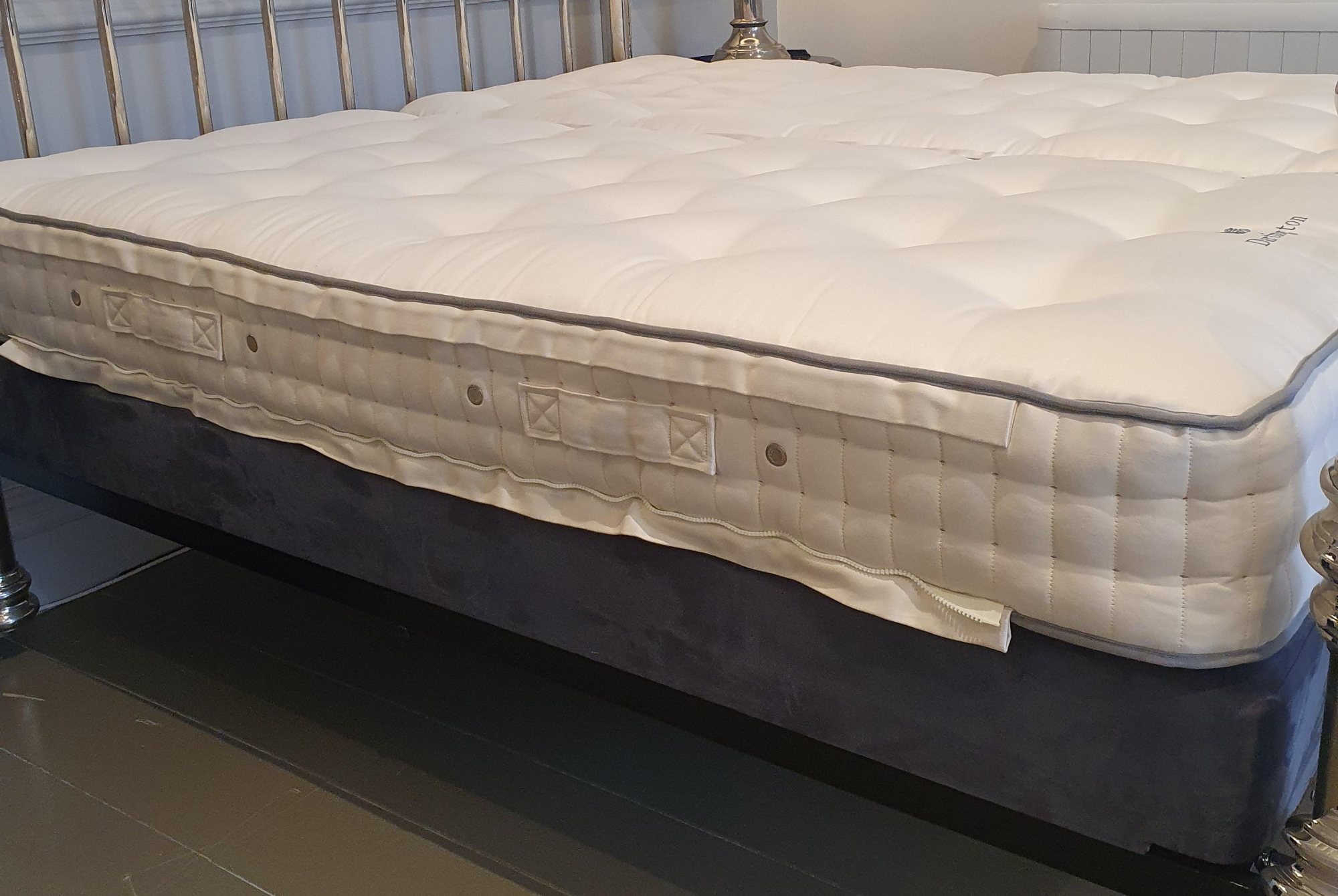 Vispring Dartington Mattress & Bed Base Super king Size Ex Display