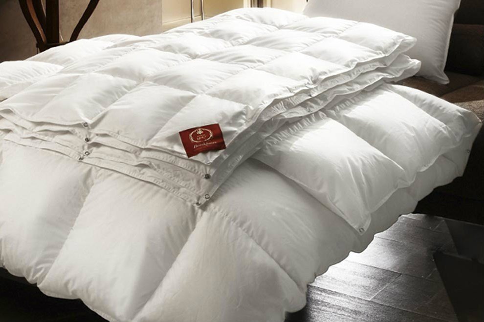 Brinkhaus For All Seasons Duvet Set And So To Bed