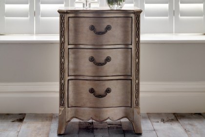 Georgian Leafed Bedside Chest Georgian Leafed Bedside Chest