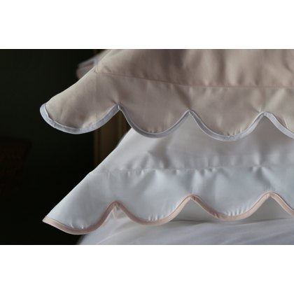 Scallop Oxford Pillowcase Pair Scallop Oxford Pillowcase Pair