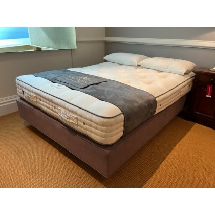 Vispring Regal Superb - King Size Mattress and Low Sovereign Divan Set - Ex Display