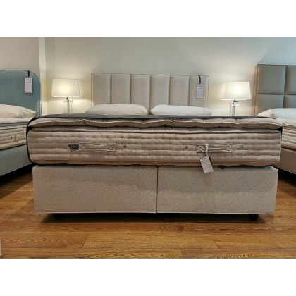 Vispring Signatory Superking Divan set - Headboard & Topper - Ex Display