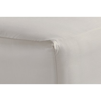 Bedfolk Luxe Cotton Fitted Sheet Bedfolk Luxe Cotton Fitted Sheet