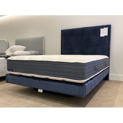 Boston Bedstead & Pure Luxe Hybrid Mattress - King Size - Ex Display.
