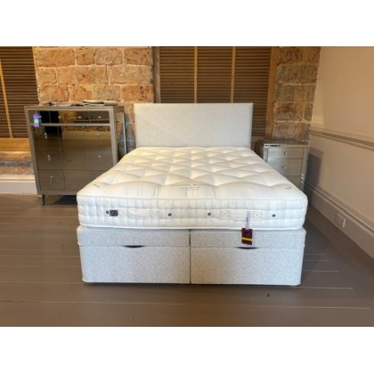 Vispring Europa Ottoman & Baronet Mattress - King Size - Ex Display. Vispring Europa Ottoman & Baronet Mattress - King Size - Ex Display.