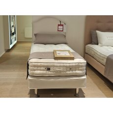 Vispring Elite Divan Set - Single Size - Ex Display. Vispring Elite Divan Set - Single Size - Ex Display.