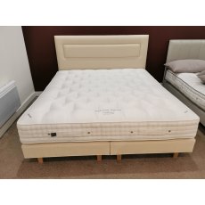 Vispring Bedstead Superb Divan Set - Superking Size - Ex Display. Vispring Bedstead Superb Divan Set - Superking Size - Ex Display.