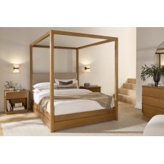 Columbus Four Poster Bed