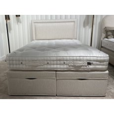 Vispring Baronet Superb Mattress & Europa Ottoman Set - King Size - Ex Display Vispring Baronet Superb Mattress & Europa Ottoman Set - King Size - Ex Display