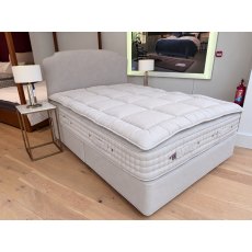 Ex-Display - Vispring Tiara Superb Divan set + Topper - King Size Ex-Display - Vispring Tiara Superb Divan set + Topper - King Size