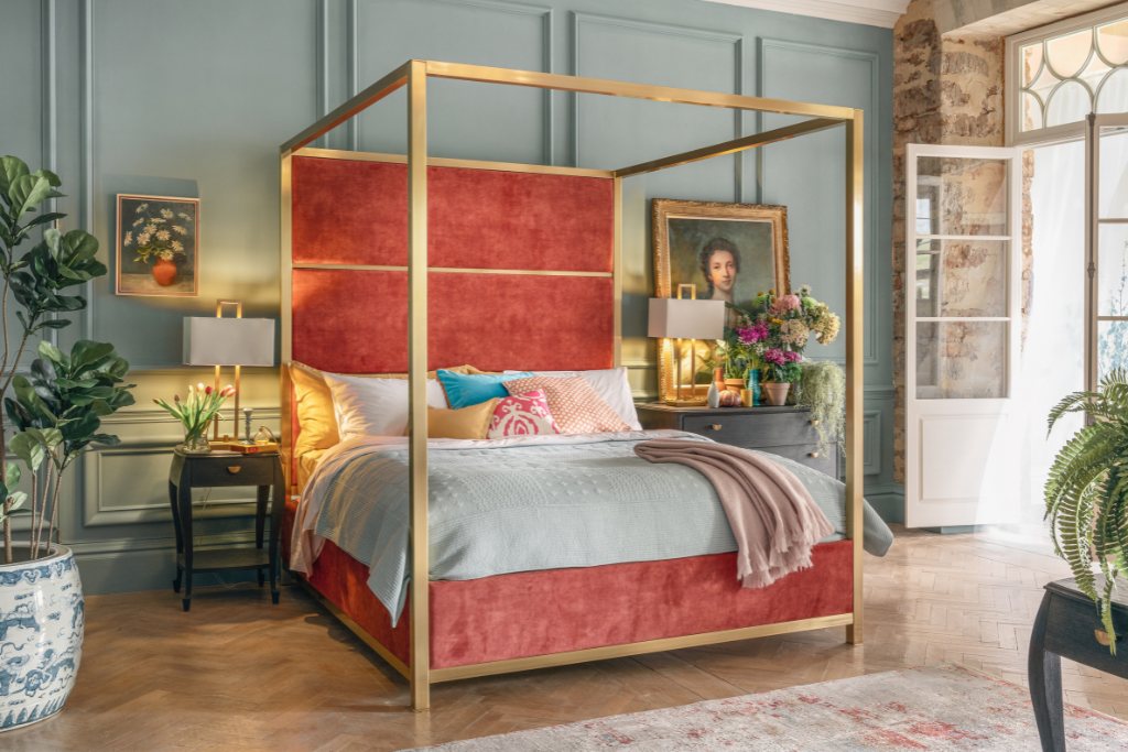 Hoxton Four Poster Bed King 150 X 200cm 5ft Astb Platform Base Brushed Brass