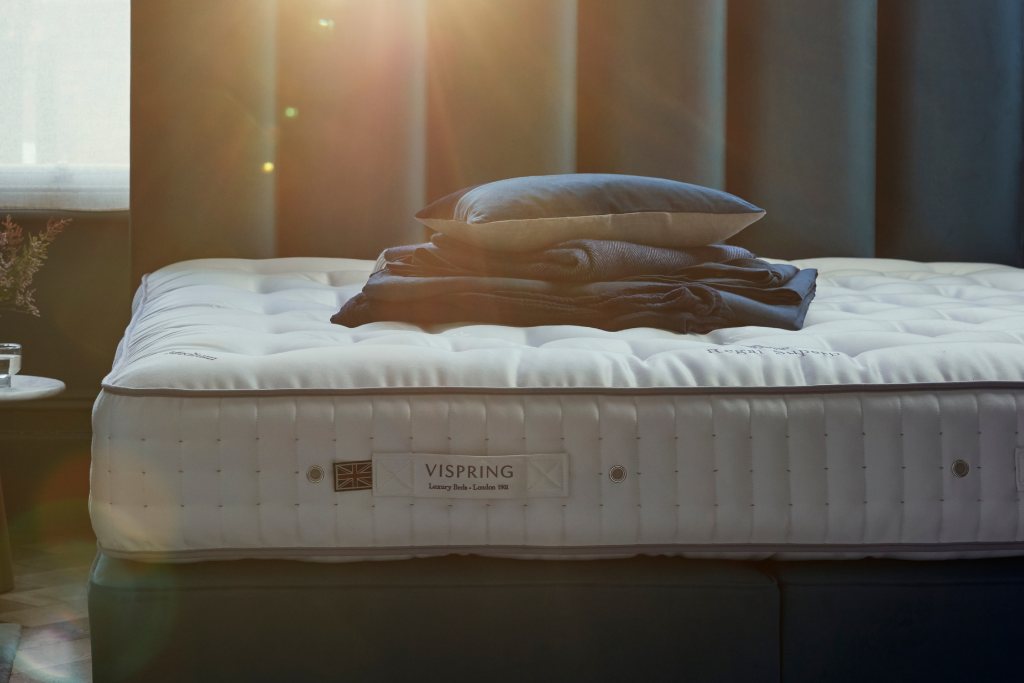 Vispring Regal Superb Mattress & Divan Set Vispring Mattresses And