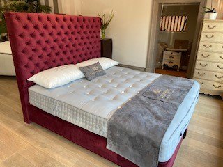 Vispring Vispring Superking Shetland Mattress & Divan Set with Aldo Headboard - EX DISPLAY