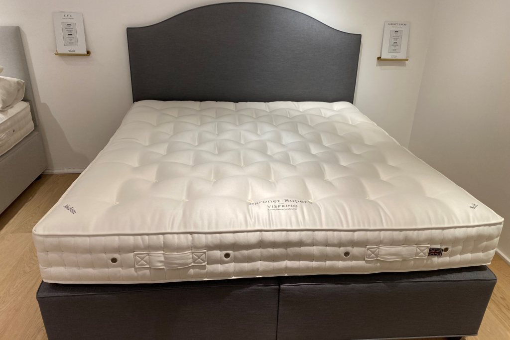 Vispring Vispring Baronet Superb Drawer Divan Set  Superking Size with Headboard - Ex Display