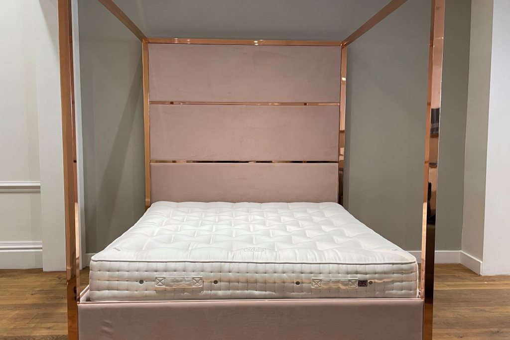 And So To Bed Hoxton Four Poster Bed Superking Size  - Ex Display