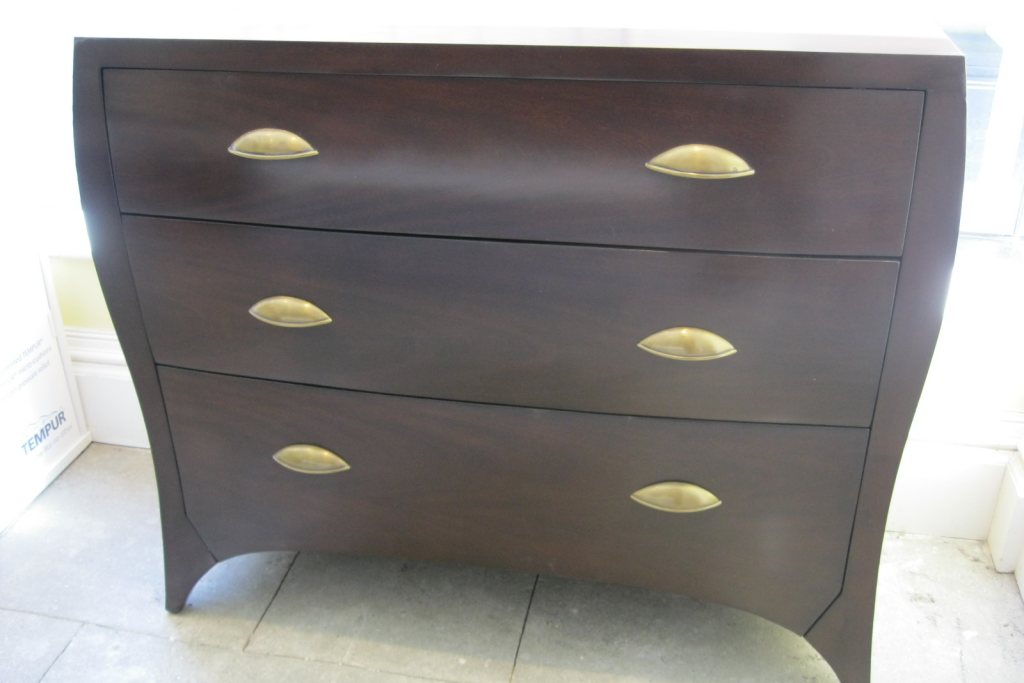 And So To Bed Mayfair 3 Drawer Chest- EX DISPLAY