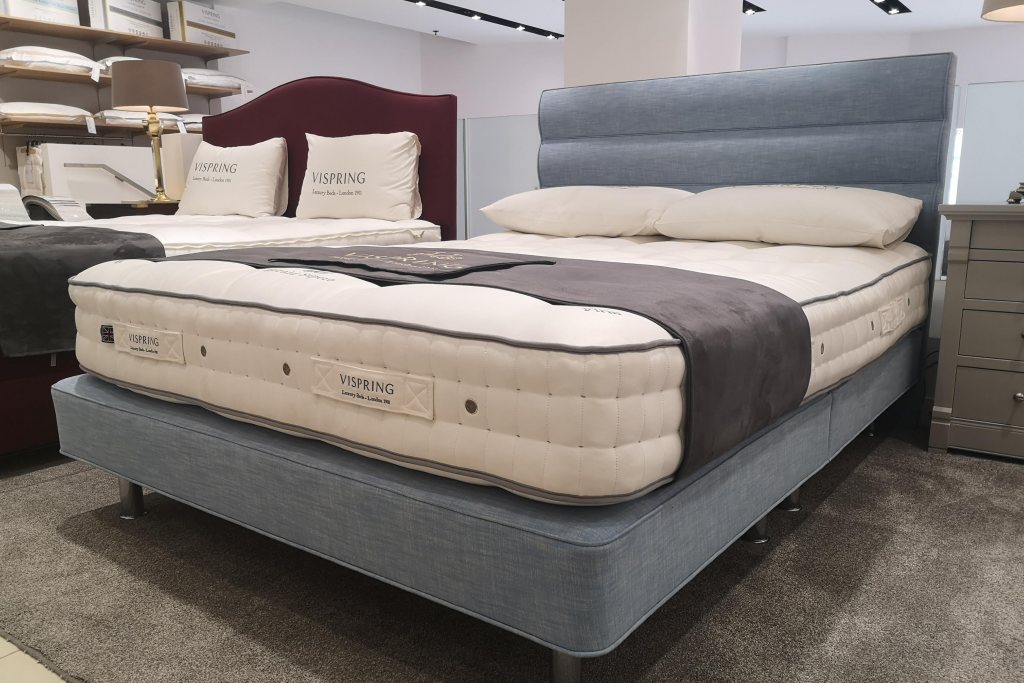 Vispring Vispring Herald Superb Divan set with Headboard Kingsize  - EX DISPLAY