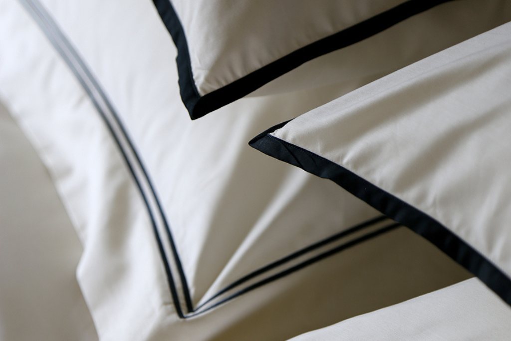 Two Row Satin Cord Oxford Pillowcase Pair Standard 50cm X 75cm Whiteebony