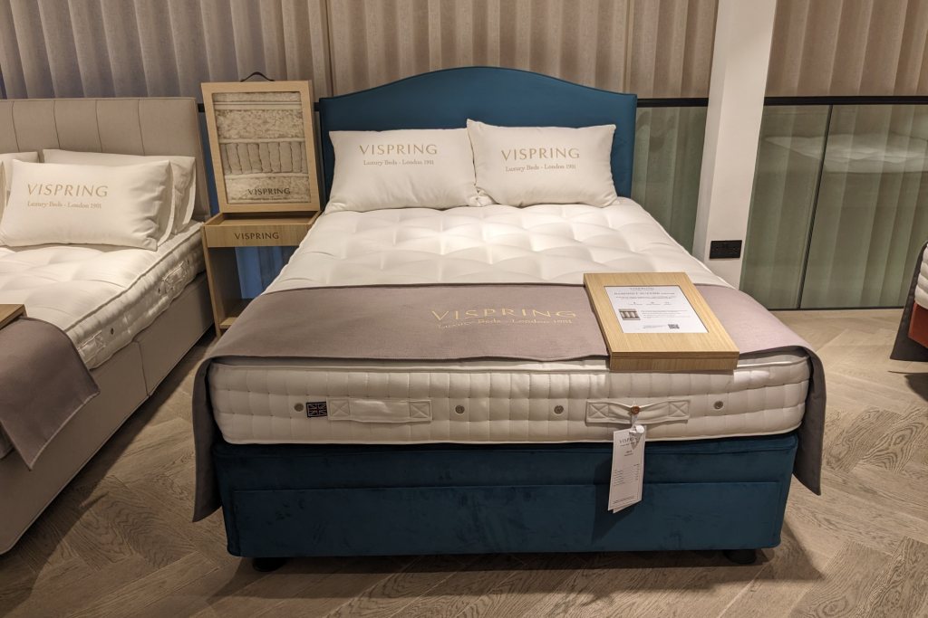 Vispring Vispring Baronet Superb Drawer Divan Set Kingsize with Headboard - Ex Display