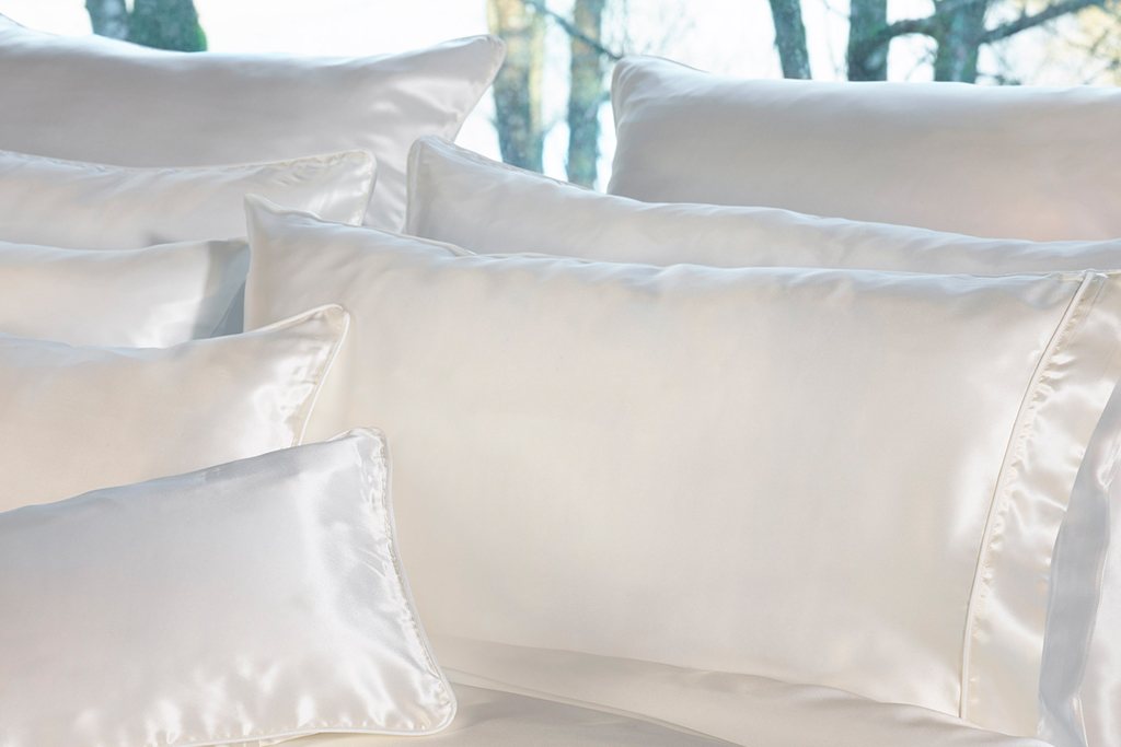 Amalia Maria Housewife Pillowcase