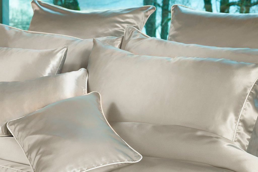 Amalia Maria Housewife Pillowcase Standard 50 X 75cm Silver