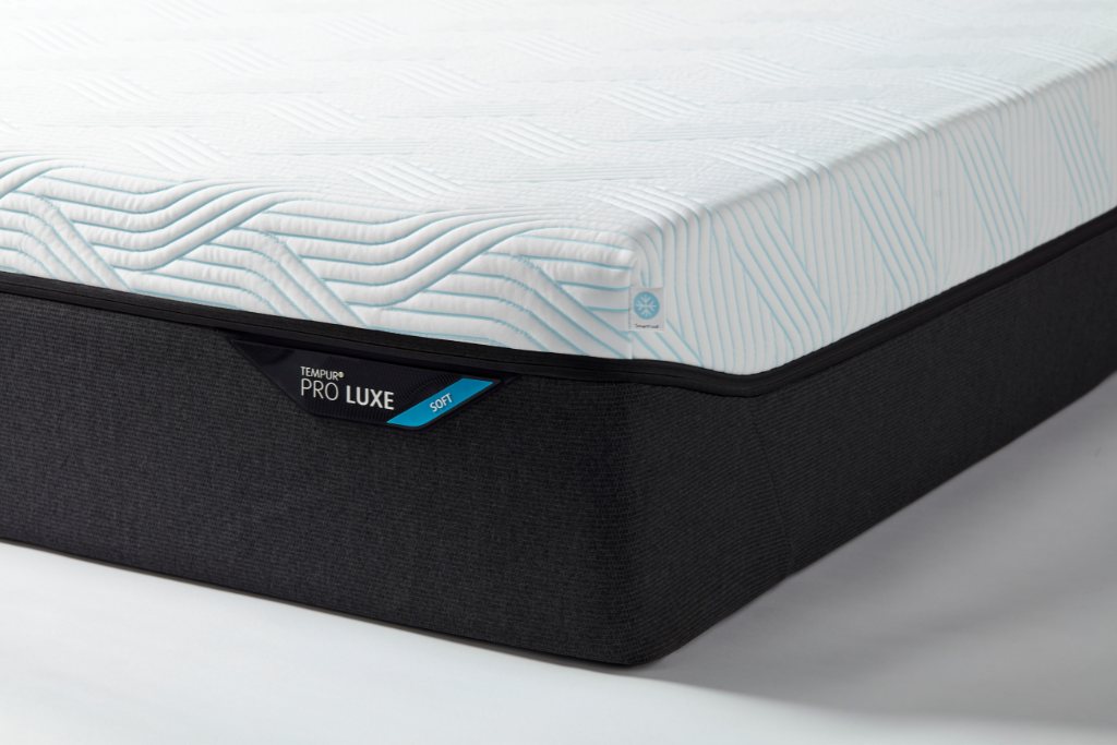 TEMPUR Pro® Luxe Smartcool™ Mattress - Soft