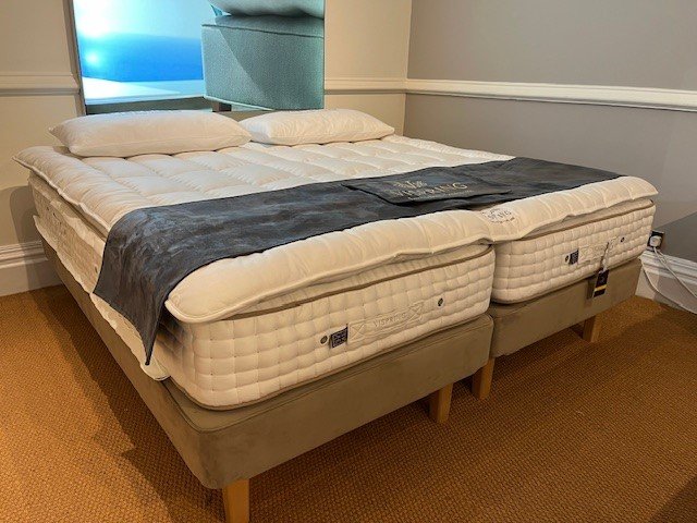 Vispring Sublime Superb Ziplink Mattress And Bed Base Topper Emperor Size Ex Display