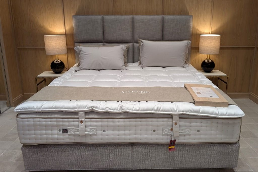 Vispring Opulence Divan Set + Topper -  Emperor Size - Ex Display.
