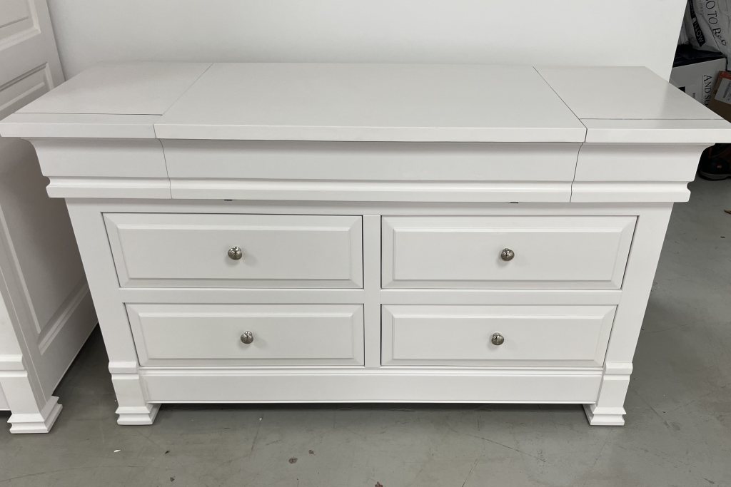 Manoir Painted Dressing Chest - Ex Display.