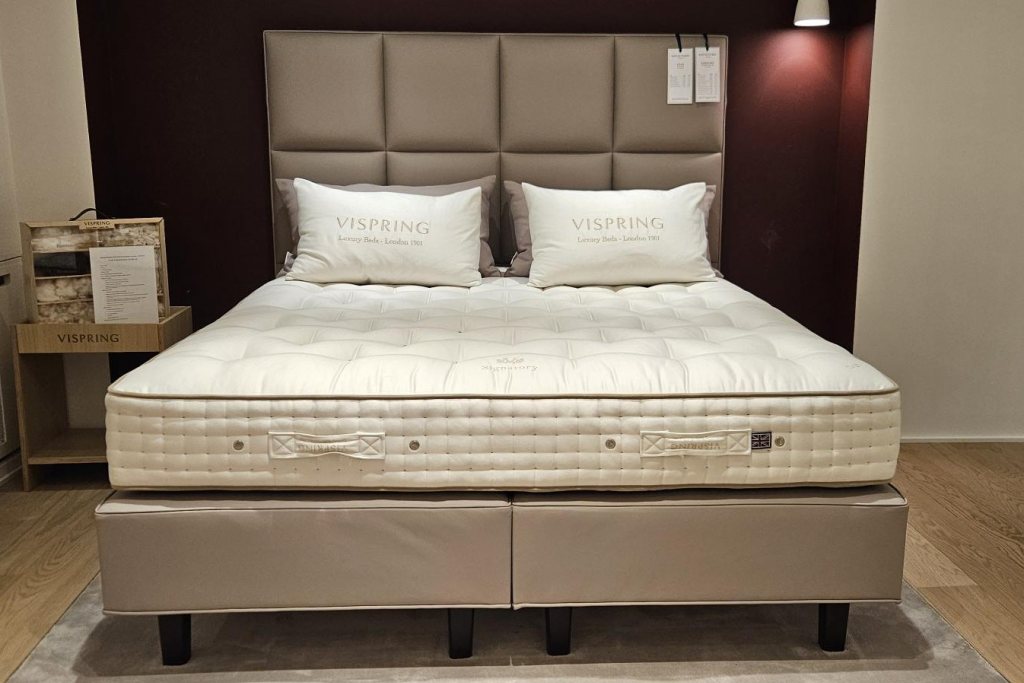 Vispring Signatory Divan Set - Superking Size - Ex Display.