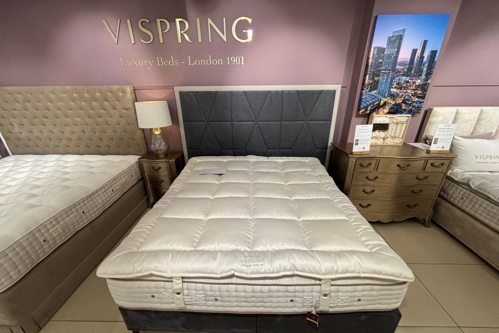 Vispring Vispring Signatory Divan Set with Berkeley H/B - Ex Display