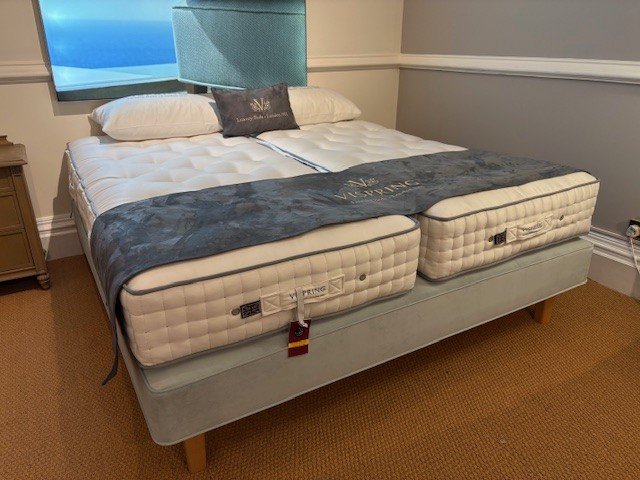 Vispring Regal Superb Divan Set - Superking - Ex Display.