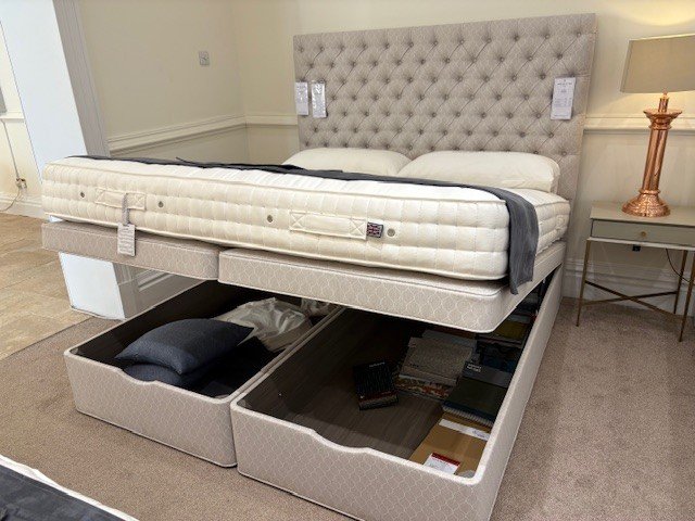 Vispring Europa Ottoman Set + Devonshire Mattress - Superking Size - Ex Display.