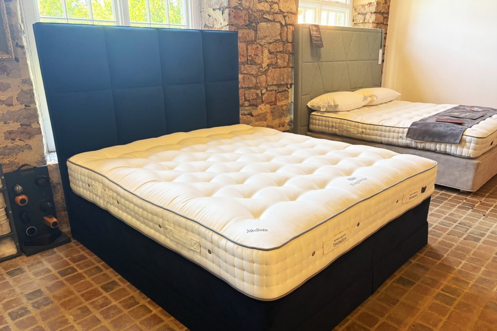 Vispring Kingsbridge Divan Set - Superking Size - Ex -Display.