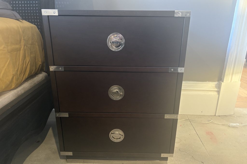 Greenwich 3 Draw Bedside Unit - Grey/Nickel - Ex Display.