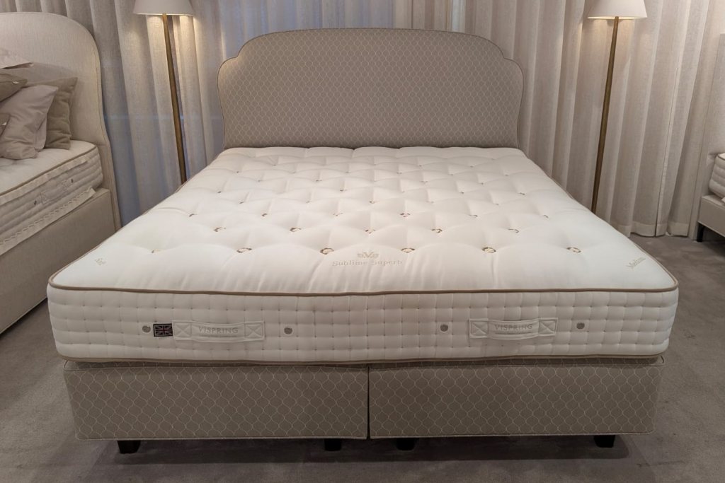 Vispring Sublime Superb Divan Set - SuperKing Size - Ex Display