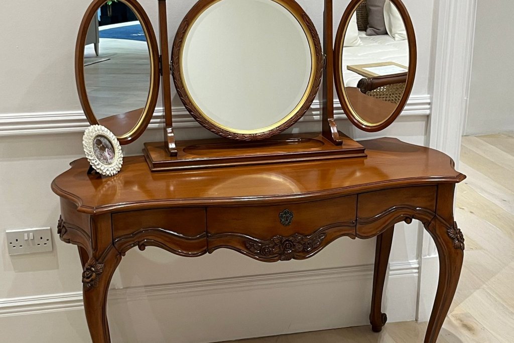 Louis XV Dressing Table & Mirror - Ex Display.