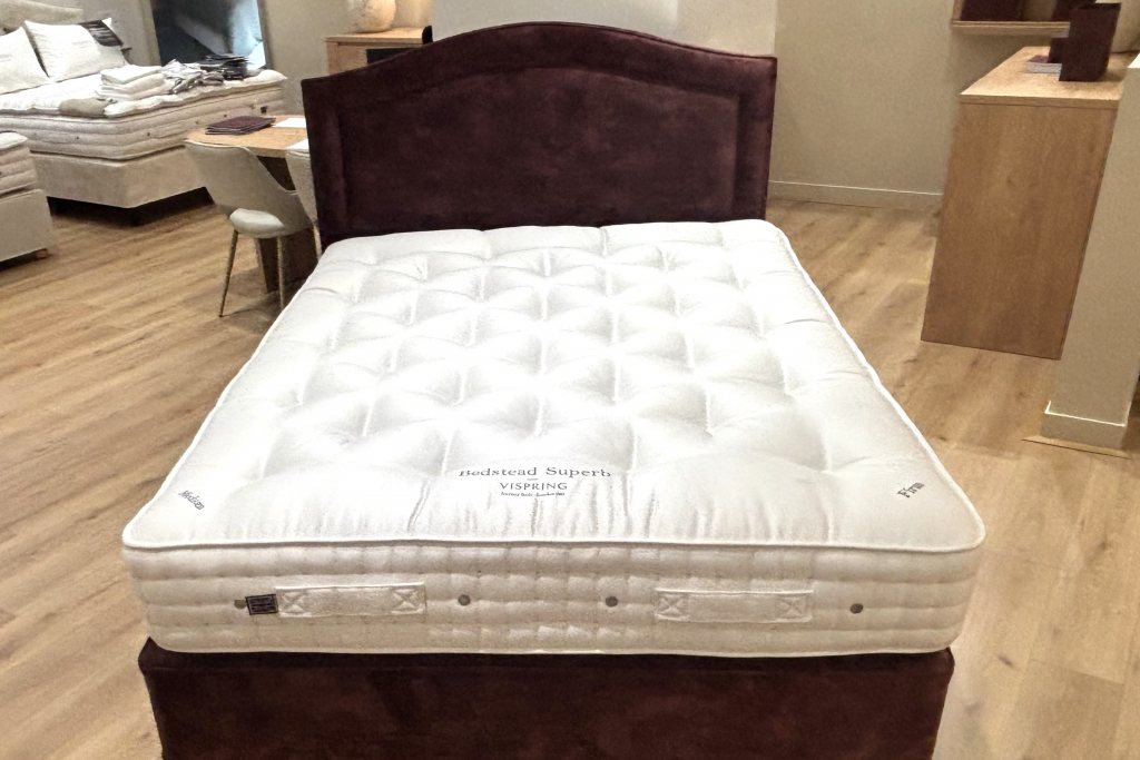 Vispring Bedstead Superb Divan Set - King Size - Ex Display.