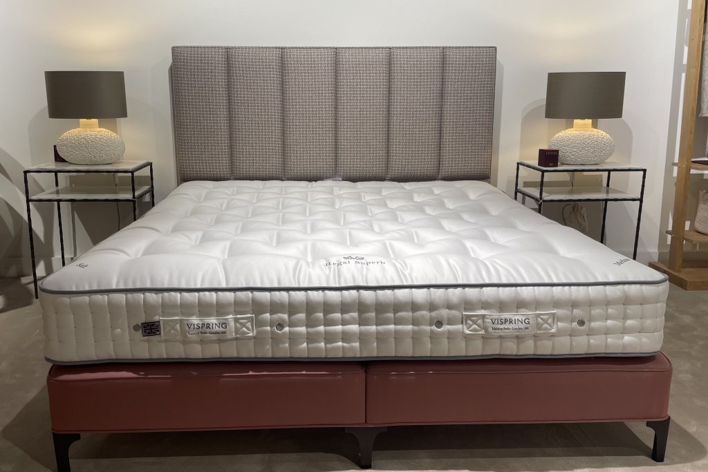 Vispring Regal Superb Divan Set - Superking Size - Ex-Display
