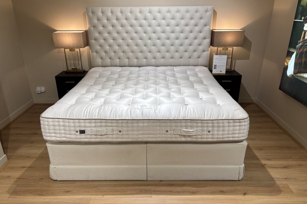 Vispring Magnificence Divan Set - Emperor Size - Ex Display.