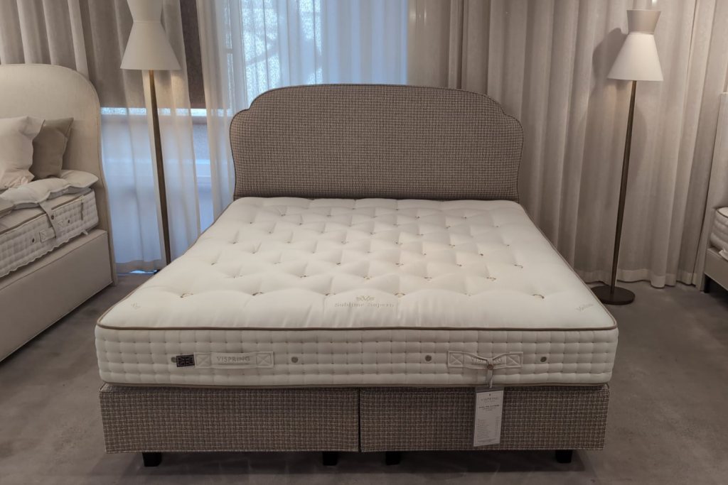 Vispring Sublime Superb Divan Set - SuperKing Size - Ex Display