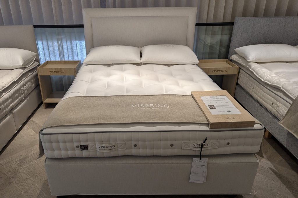 Vispring Herald Superb Divan Set - King Size - Ex Display.