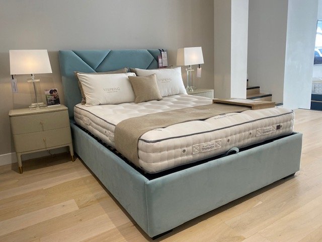 Signature Poppy Ottoman + Vispring Mattress - King Size - Ex - Display