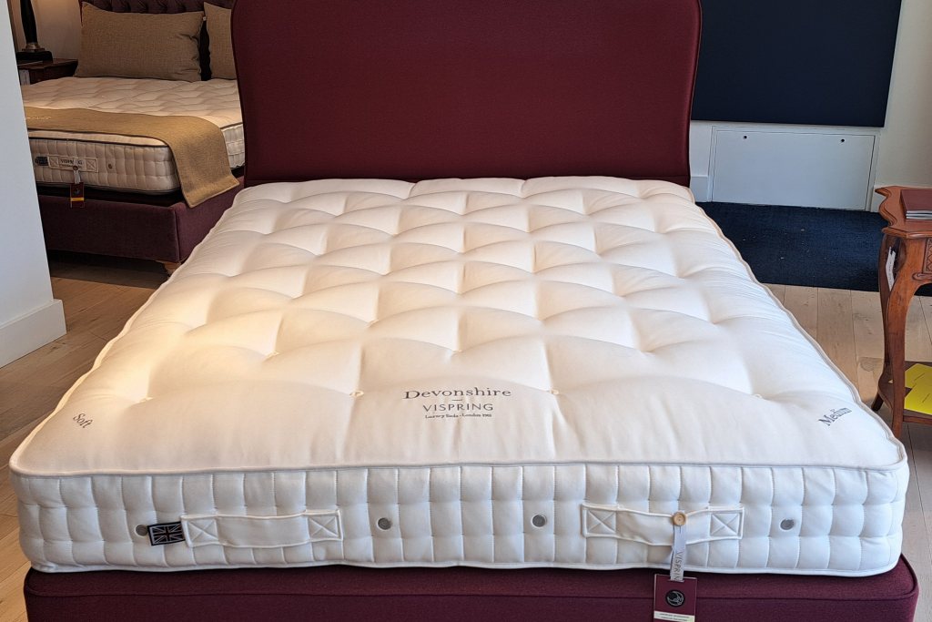 Vispring Devonshire Divan Set  - King Size - Ex-Display.