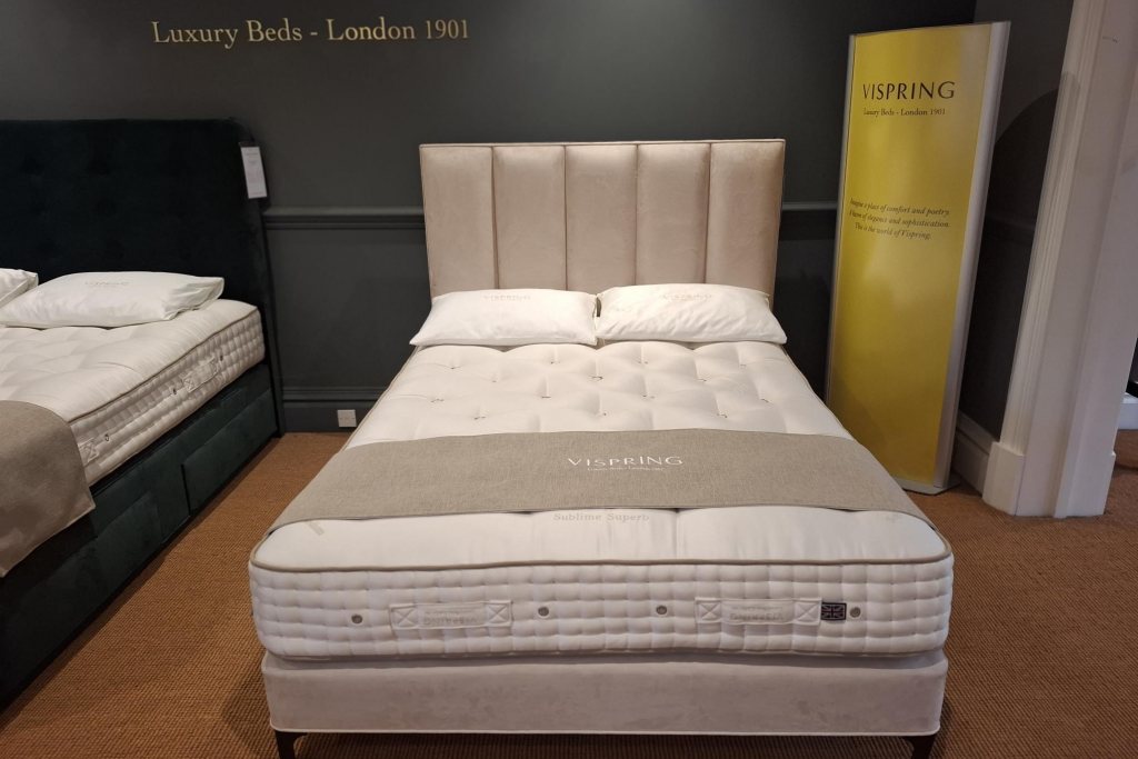 Ex-Display - Vispring Sublime Superb Divan Set - King Size Ex-Display - Vispring Sublime Superb Divan Set - King Size