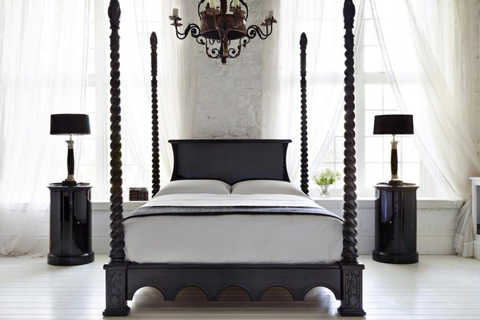 And So To Bed Venetian Four Poster Bed